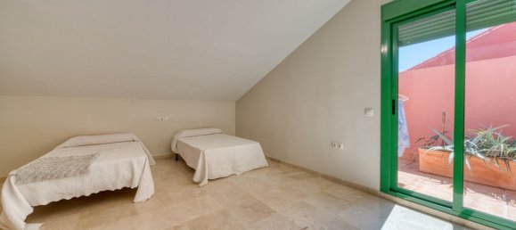 3 bedrooms Penthouse in Fuengirola, Spain No. 146114 17