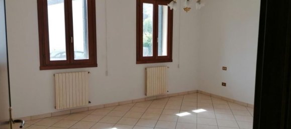 4 غرف نوم منزل في Codevigo, Italy رقم 379566 8