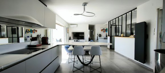 4 bedrooms Villa in Agde, France No. 205317 11