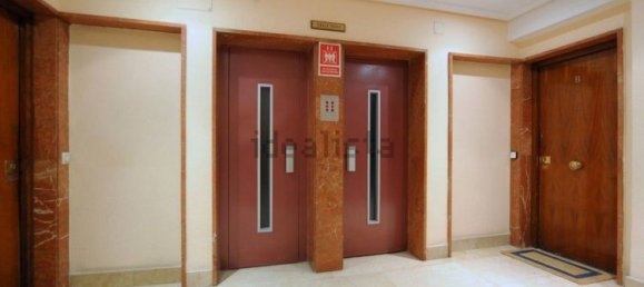 3 bedrooms Apartment in Madrid, Spain No. 82682 4