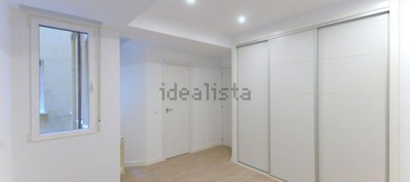 3 bedrooms Apartment in Madrid, Spain No. 82682 10