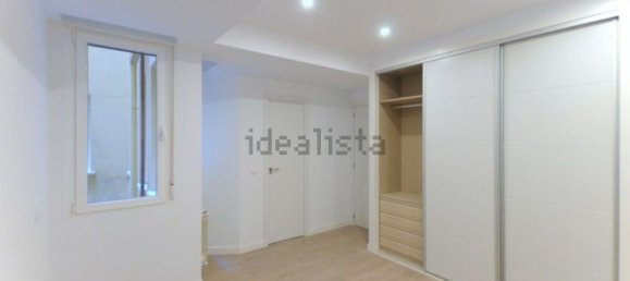 3 bedrooms Apartment in Madrid, Spain No. 82682 12