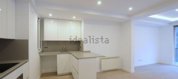 3 bedrooms Apartment in Madrid, Spain No. 82682 7