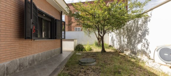 2 bedrooms Villa in Rome, Italy No. 290842 10