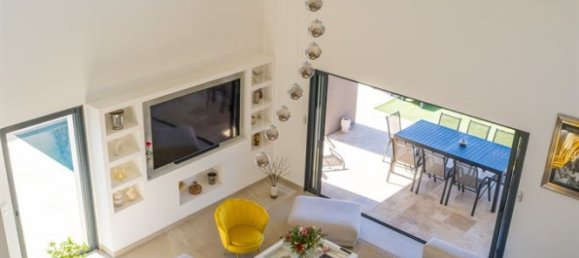 Villa de 3 dormitorios en Agde, France No. 293708 4