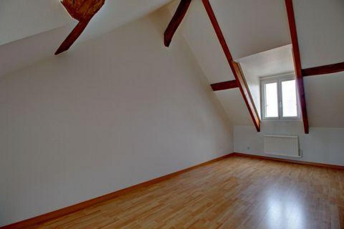 2 bedrooms Condo in Gaillon, France No. 15976