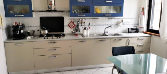 5 rooms House in Deruta, Italy No. 83719 8