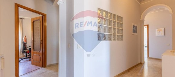 3 Schlafzimmer Wohnung in Fiumicino, Italy, Nr. 288447 9