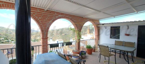 Таунхаус с 3 спальнями в Канильяс де Альбайда, Испания № 176135 16