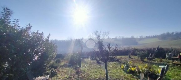 4 bedrooms House in Casale Monferrato, Italy No. 227703 4