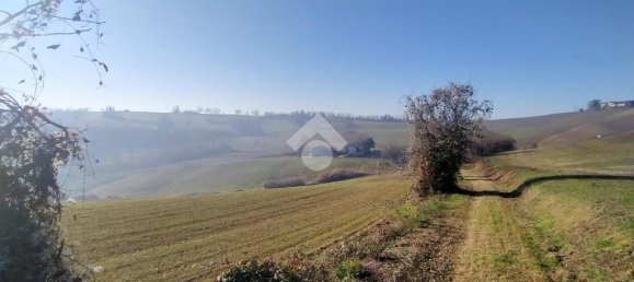 4 bedrooms House in Casale Monferrato, Italy No. 227703 6