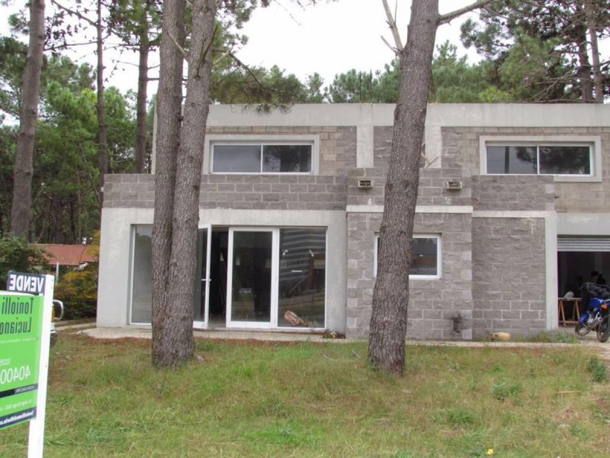  بناية في Mar del Plata, Argentina رقم 108547