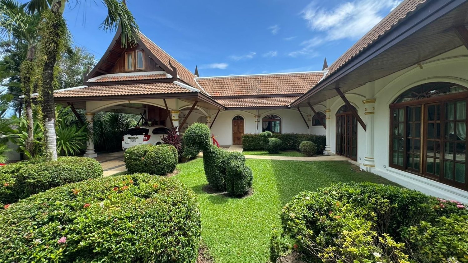 3 bedrooms Villa in Phuket, Thailand No. 68043