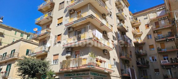 3 bedrooms Apartment in Salerno, Italy No. 99719 10