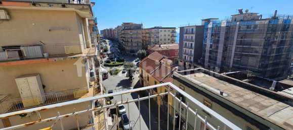 3 bedrooms Apartment in Salerno, Italy No. 99719 6