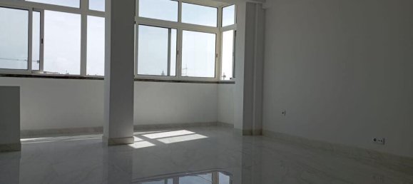 3 bedrooms Apartment in Cascais, Portugal No. 66982 5