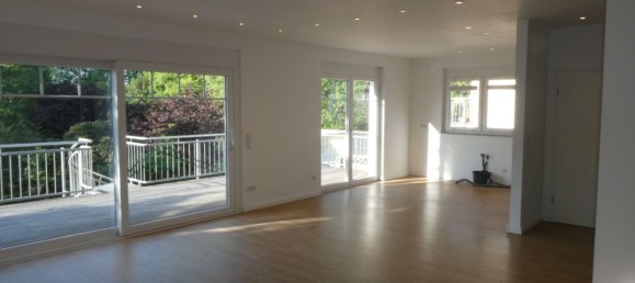 4 bedrooms Townhouse in Ennepe-Ruhr, Germany No. 227546 4