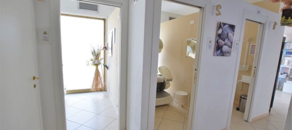 17غرفة عقار تجاري في Florence, Italy رقم 84782 13