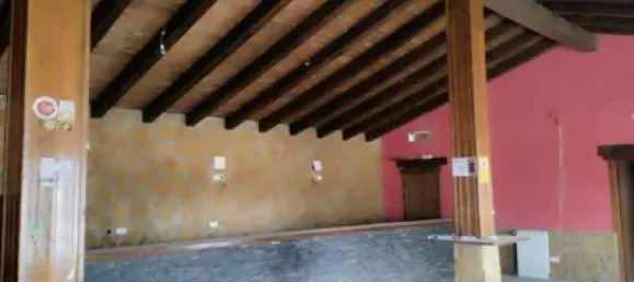 585m² Commercial property in Zaragoza, Spain No. 62472 23