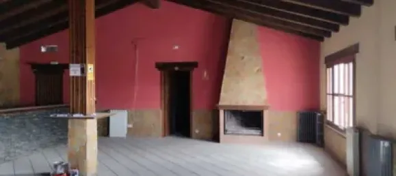 585m² Commercial property in Zaragoza, Spain No. 62472 26