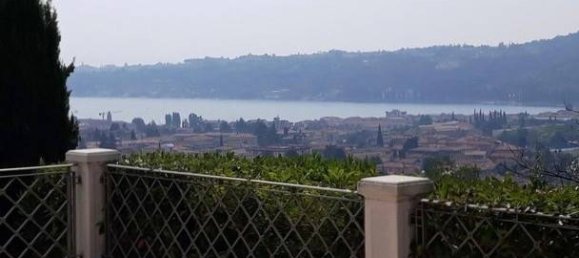 4 bedrooms Villa in Salò, Italy No. 118639 13