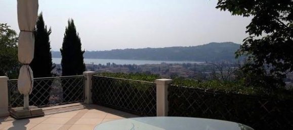 4 bedrooms Villa in Salò, Italy No. 118639 14