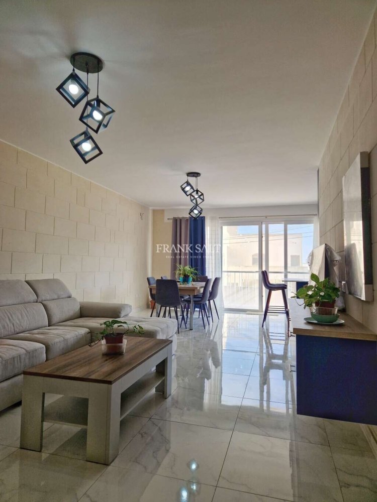 3 bedrooms Apartment in Sannat, Malta No. 11568