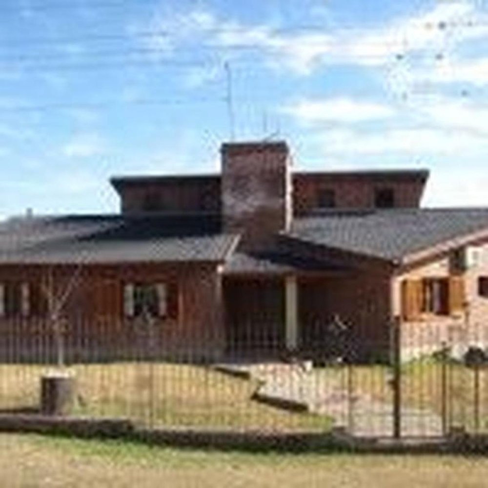 4 bedrooms House in Cordoba, Argentina No. 2436