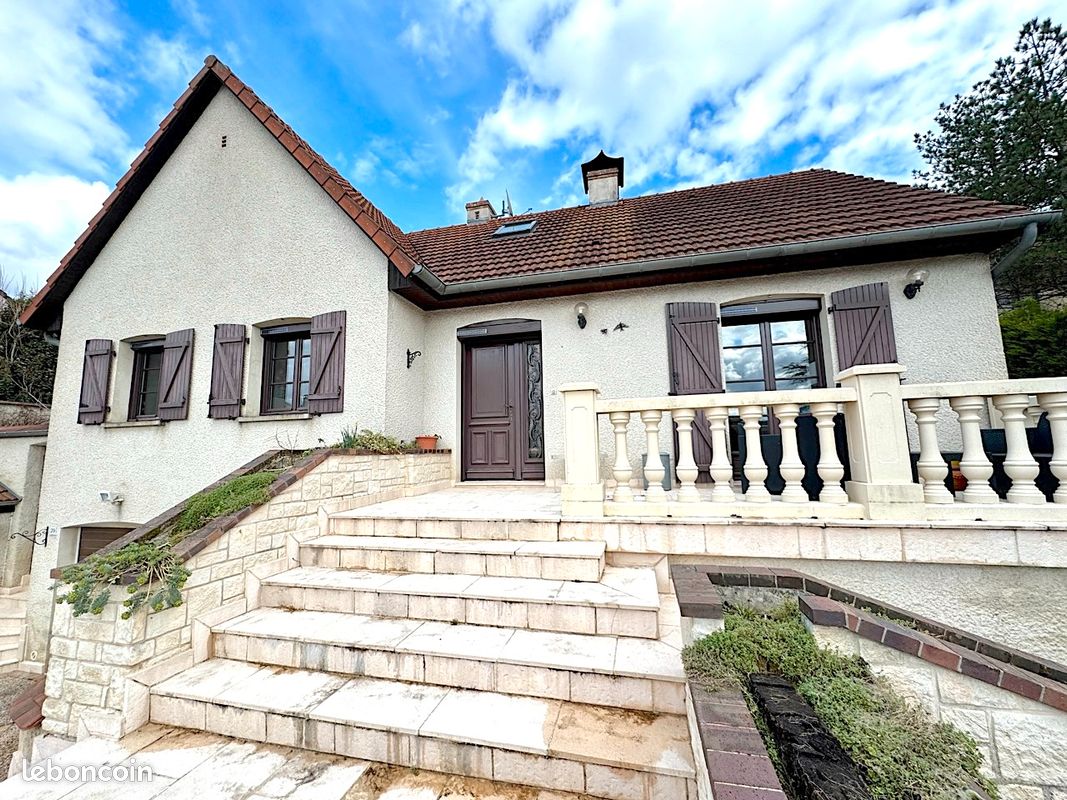 5 bedrooms House in Plombieres-les-Dijon, France No. 207044