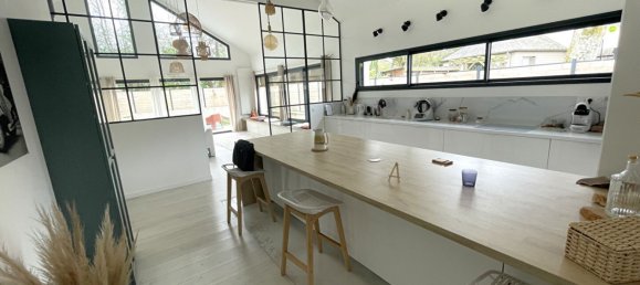 Casa de 5 dormitorios en Le Rheu, France No. 41302 2