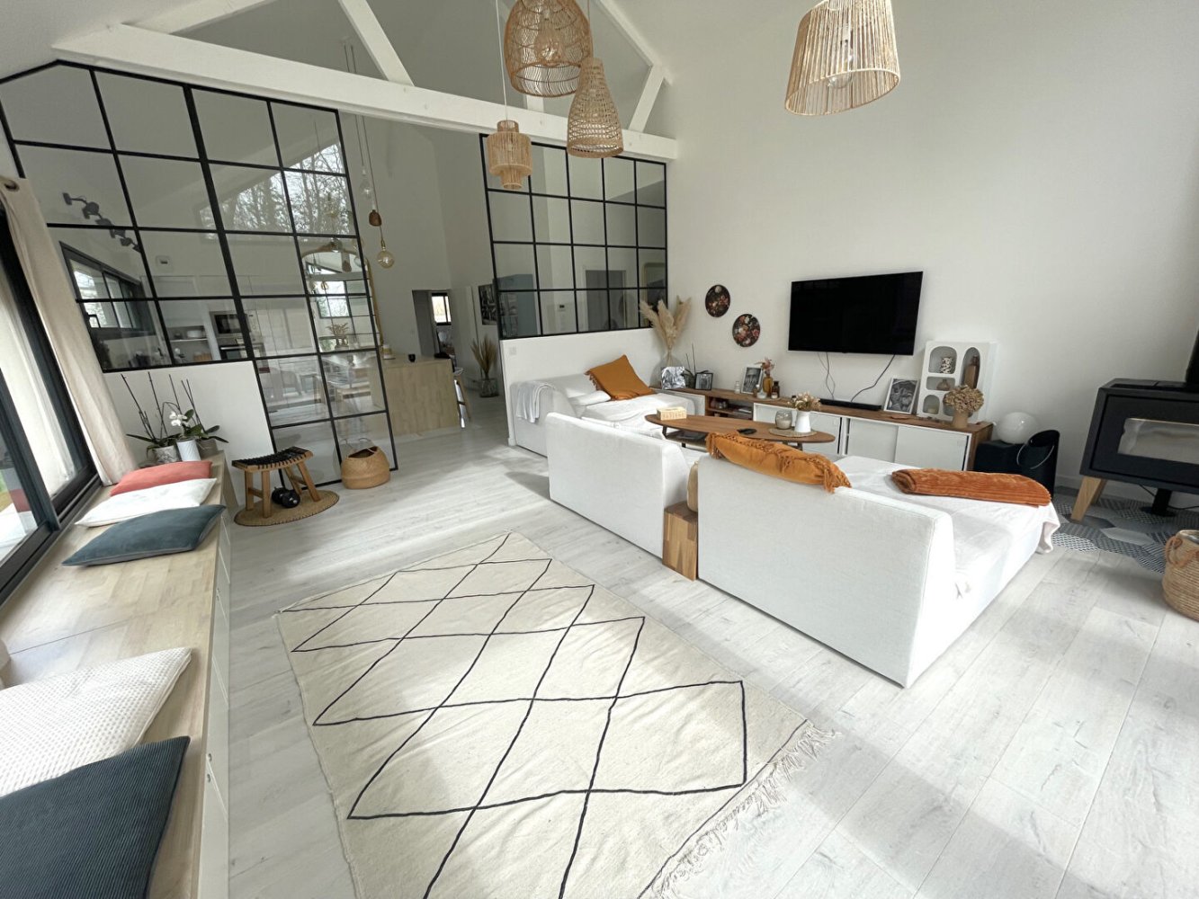 Casa de 5 dormitorios en Le Rheu, France No. 41302