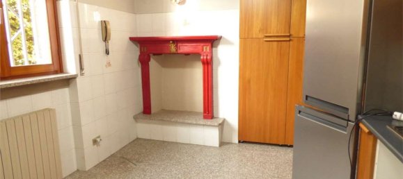 Villa de 4 divisões em Bovisio Masciago, Italy N.º 84609 12