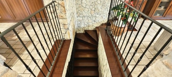 5-Zimmer Doppelhaus in Cavallino, Italy, Nr. 170837 26