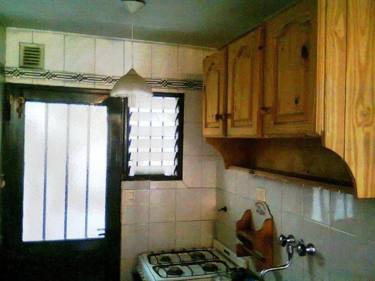 Studio in Moron, Argentina No. 55205