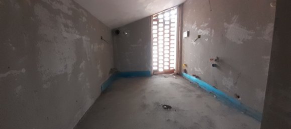 3-Zimmer Doppelhaus in Foligno, Italy, Nr. 162243 5