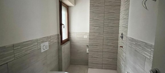 Квартира с 3 комнатами в Помеция, Италия № 46322 18