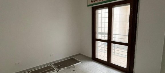 Квартира с 3 комнатами в Помеция, Италия № 46322 14