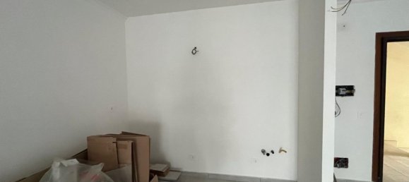 Квартира с 3 комнатами в Помеция, Италия № 46322 8