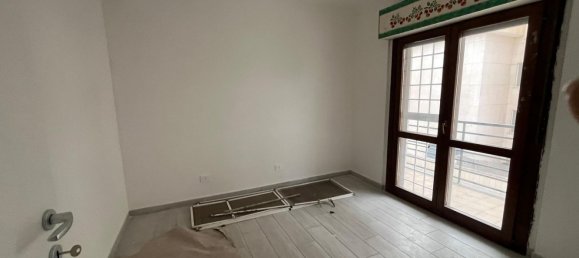 Квартира с 3 комнатами в Помеция, Италия № 46322 16