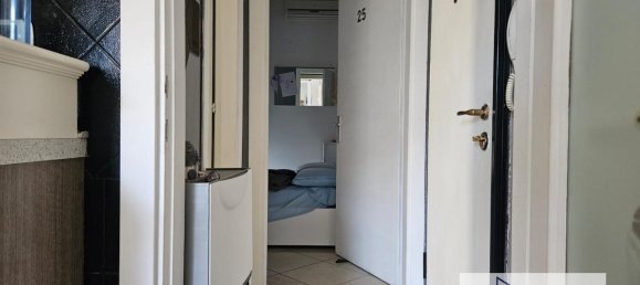 2 rooms Apartment in Rimini, Italy No. 30164 30