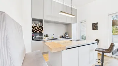 2 rooms Penthouse in Velden am Worther See, Austria No. 128778