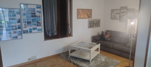 5 bedrooms House in Roccabianca, Italy No. 358371 44