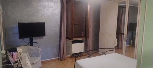 5 bedrooms House in Roccabianca, Italy No. 358371 29