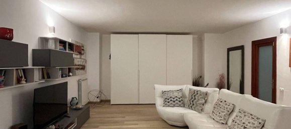 2 bedrooms Villa in Rome, Italy No. 334932 23