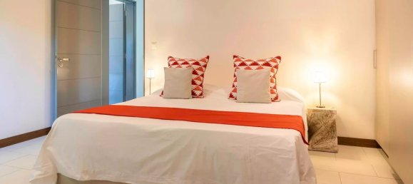 3 bedrooms Apartment in Grande Riviere Noire, Mauritius No. 6 18