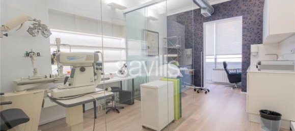 Apartamento de 3 dormitorios en Barcelona, Spain No. 182322 11