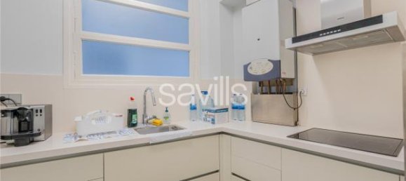 Apartamento de 3 dormitorios en Barcelona, Spain No. 182322 2