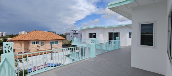 Gewerbliche Immobilien in Pattaya, Thailand 350m², Nr. 66773 10