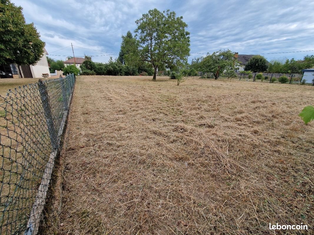 Земельный участок в Вивон, Франция № 276327