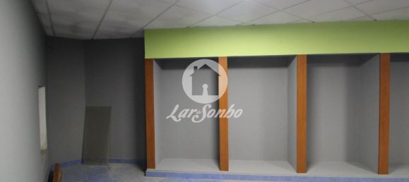 567m² Warehouse in Requiao, Portugal No. 61675 6